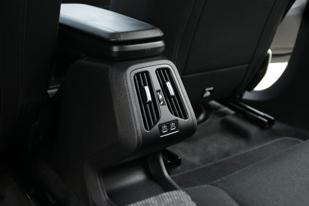 bmw-serie-2-2023-hibrido-1500cc