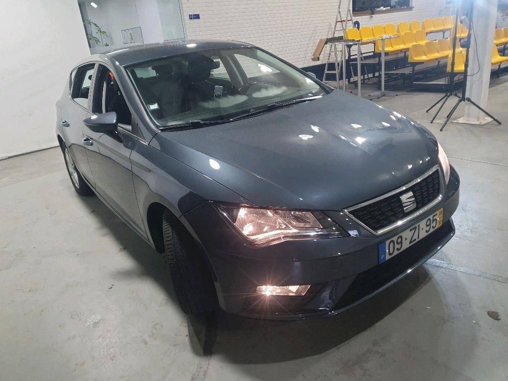 seat-leon-2019-diesel-1600cc