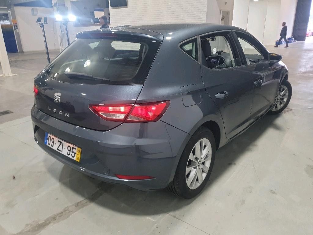 seat-leon-2019-diesel-1600cc