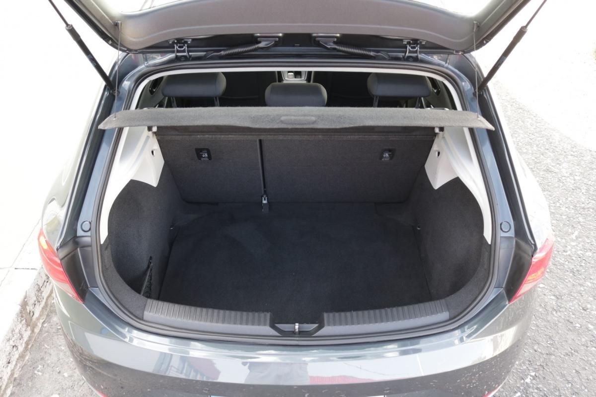 seat-leon-2019-diesel-1600cc