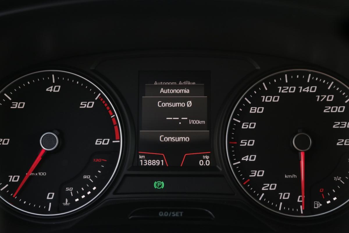 seat-leon-2019-diesel-1600cc