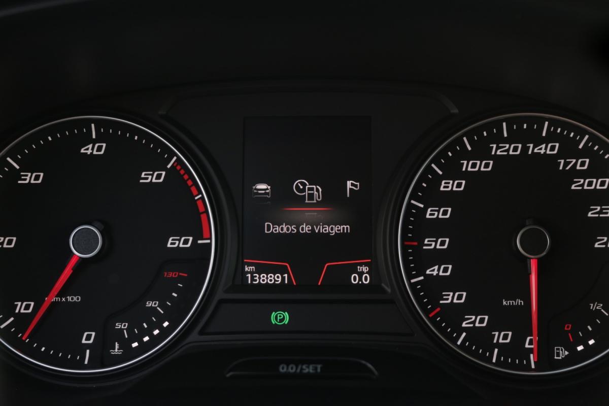 seat-leon-2019-diesel-1600cc