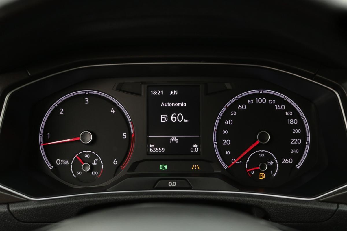 volkswagen-t-roc-2019-diesel-1600cc