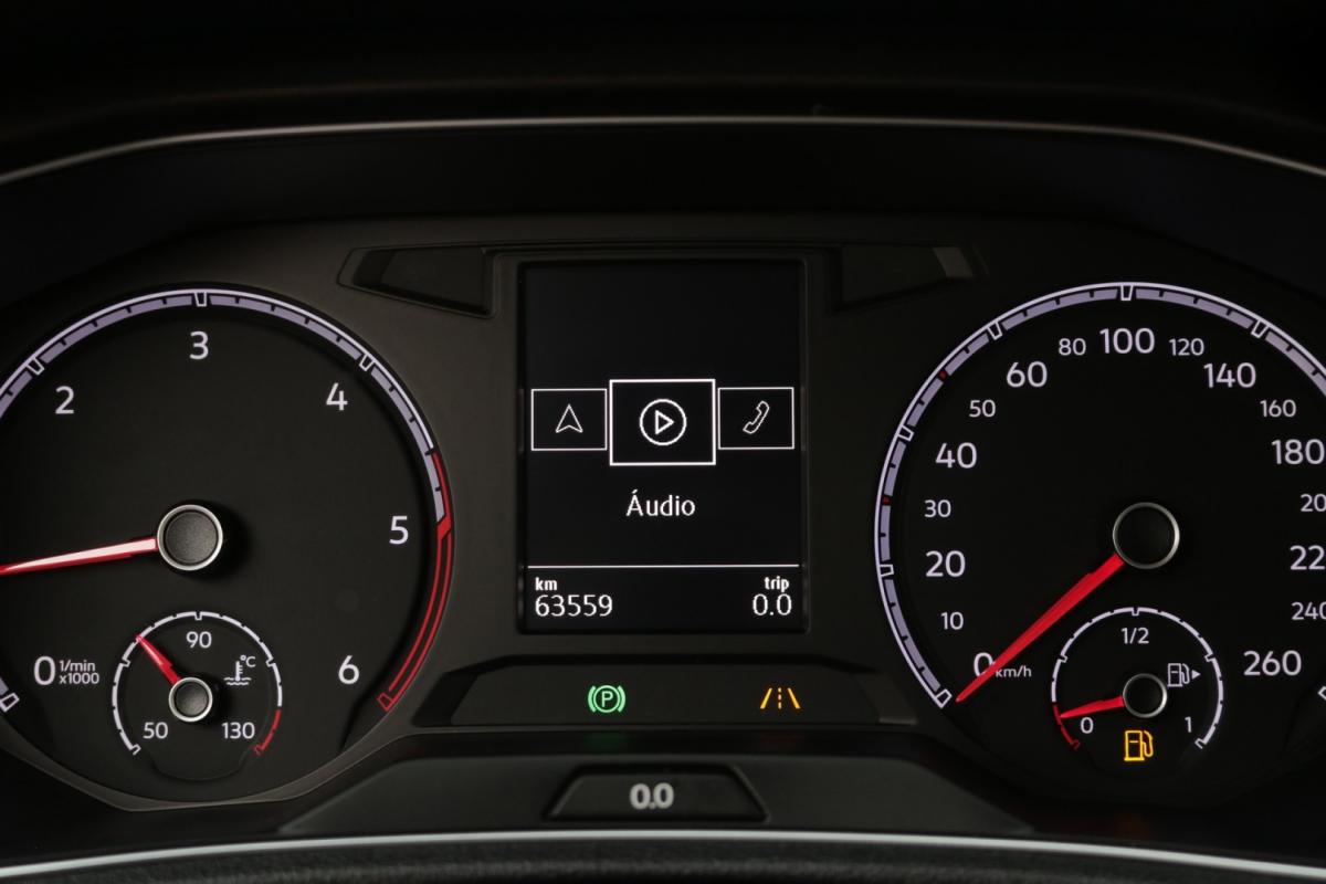 volkswagen-t-roc-2019-diesel-1600cc