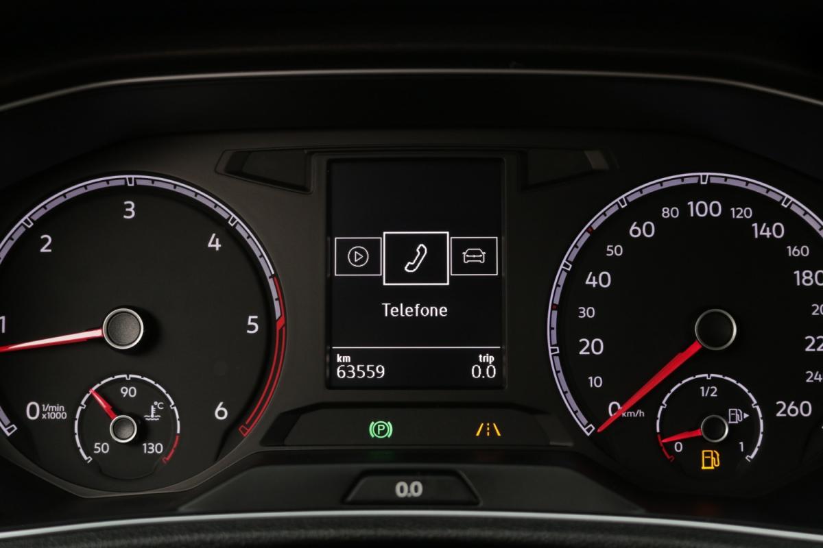 volkswagen-t-roc-2019-diesel-1600cc