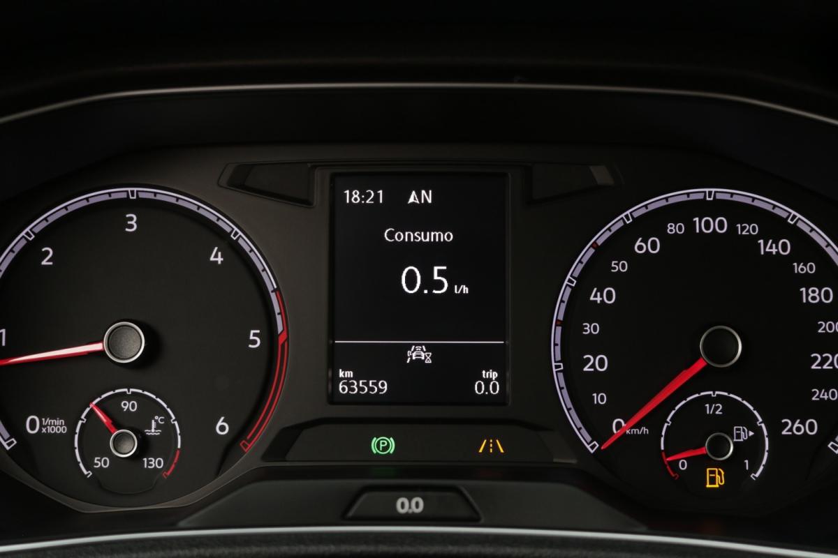 volkswagen-t-roc-2019-diesel-1600cc
