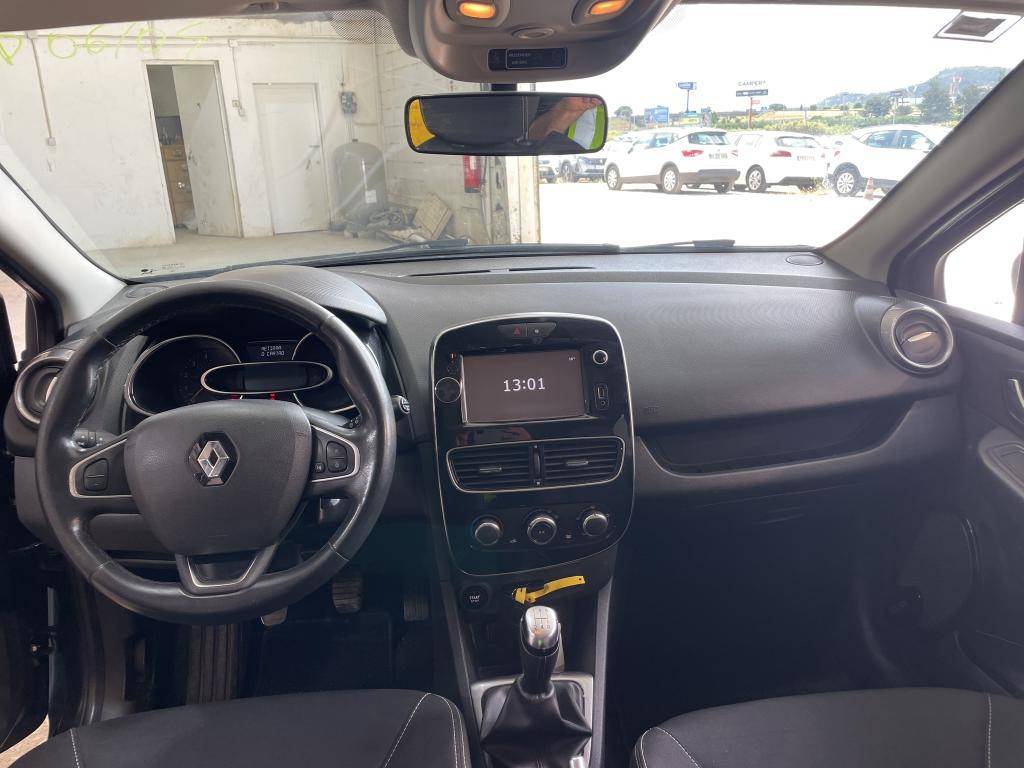 renault-clio-sport-tourer-2017-diesel-1500cc