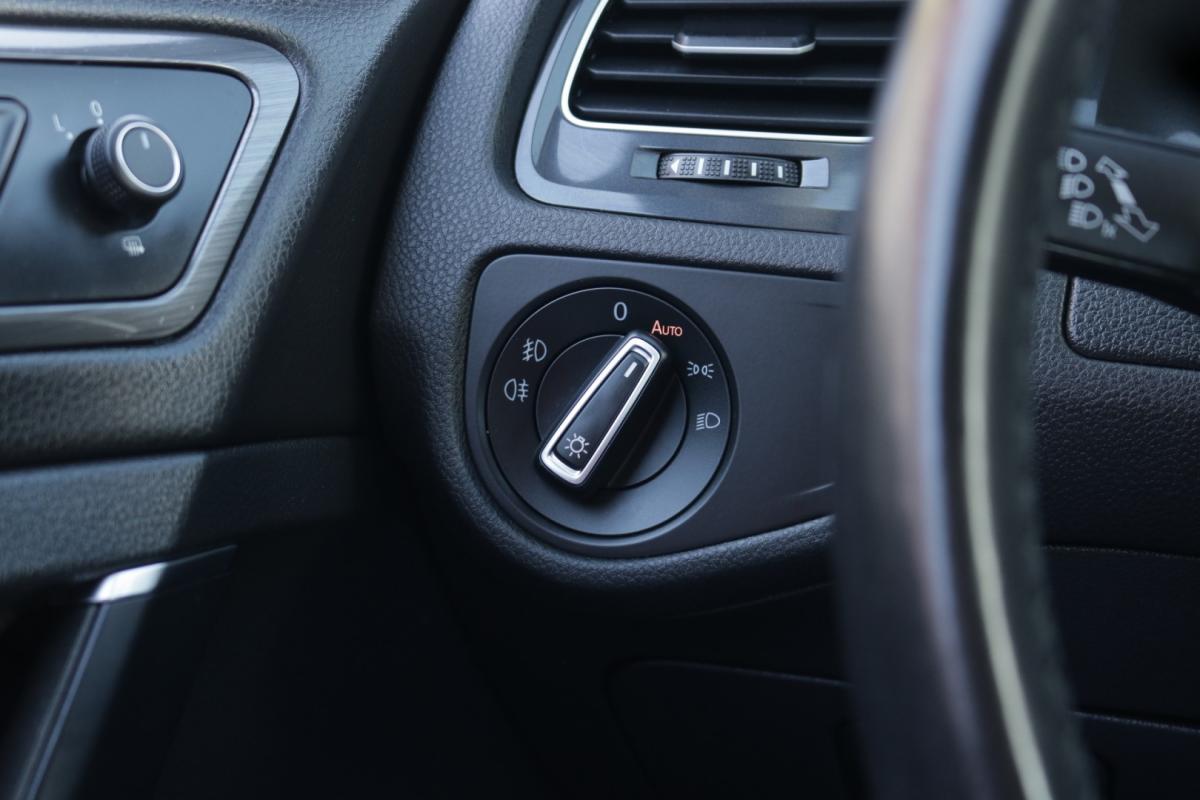volkswagen-golf-variant-2020-gasolina-1000cc