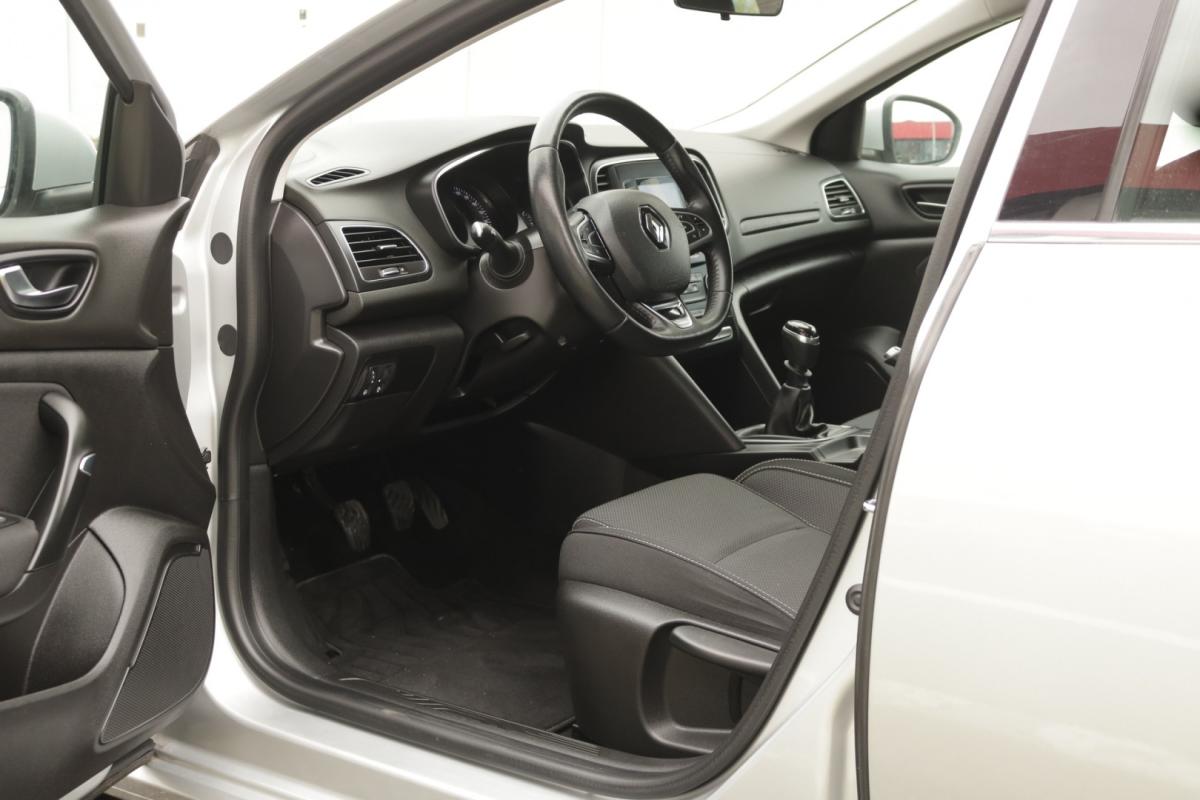 renault-megane-2020-diesel-1500cc