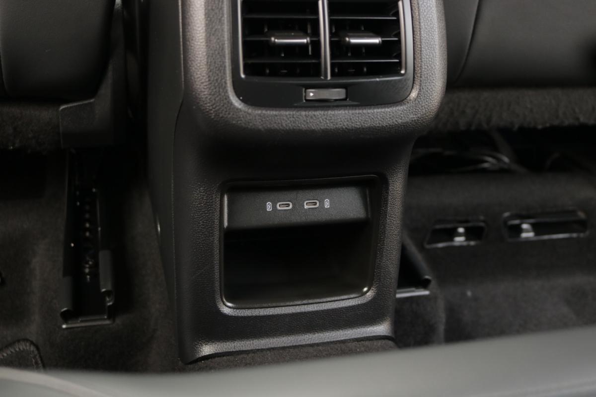 seat-ateca-2022-diesel-2000cc