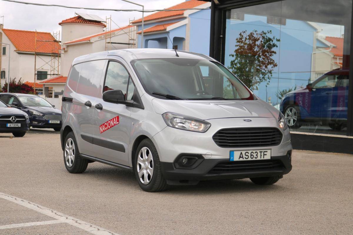 ford-transit-2022-diesel-1500cc