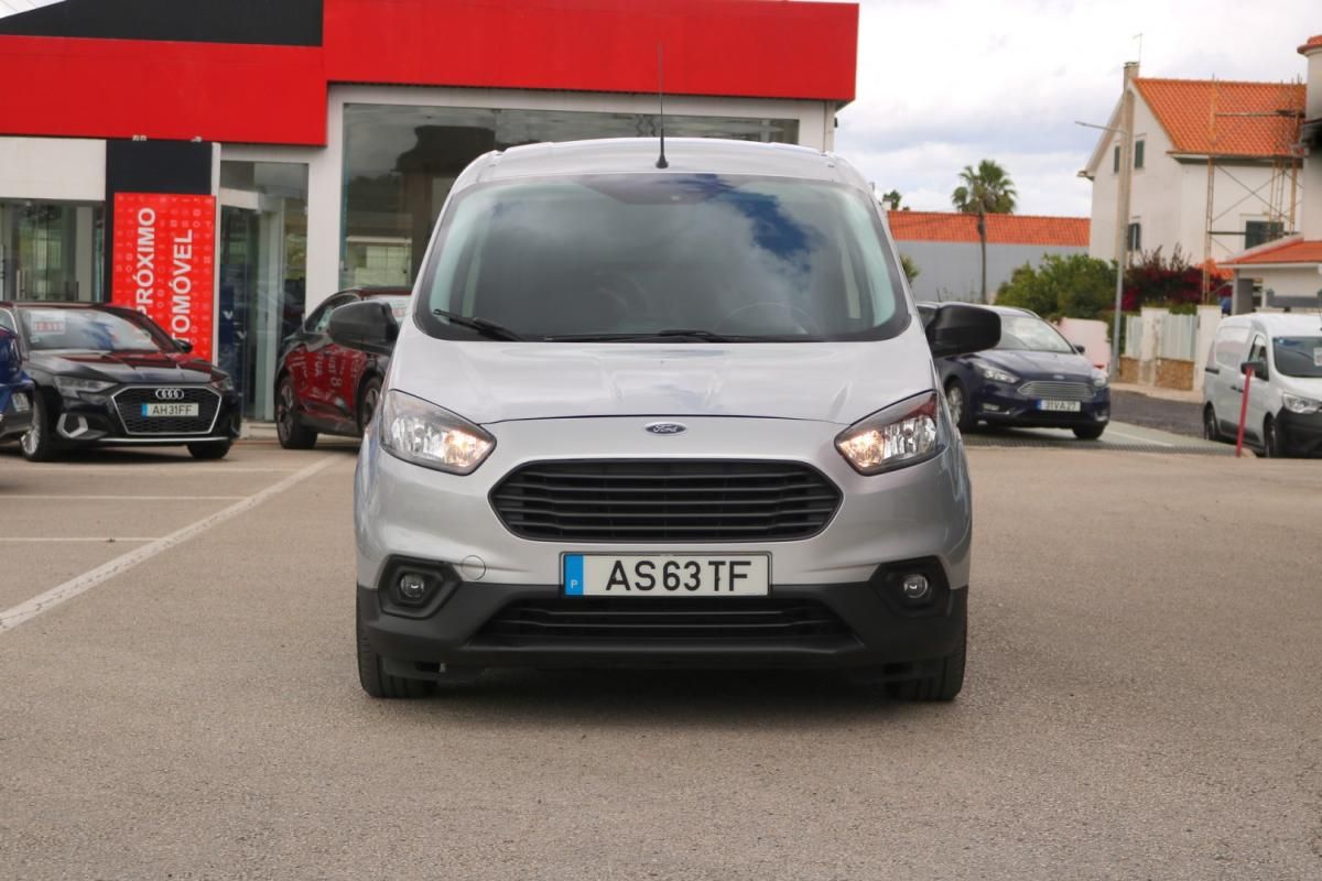 ford-transit-2022-diesel-1500cc