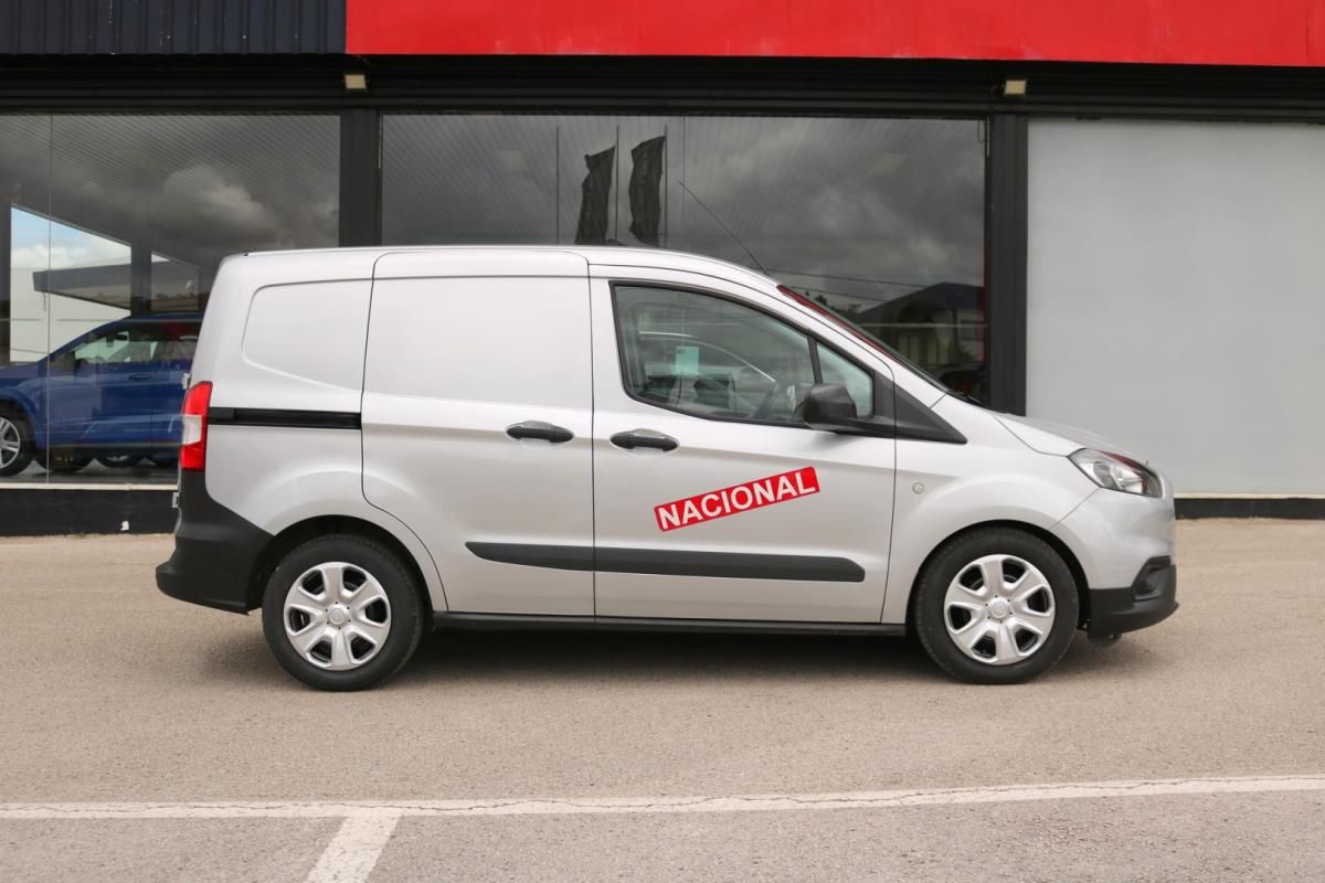 ford-transit-2022-diesel-1500cc