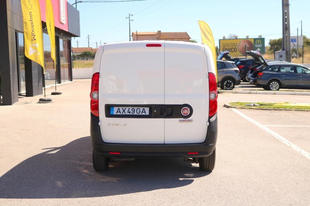 fiat-doblo-2023-diesel-1600cc