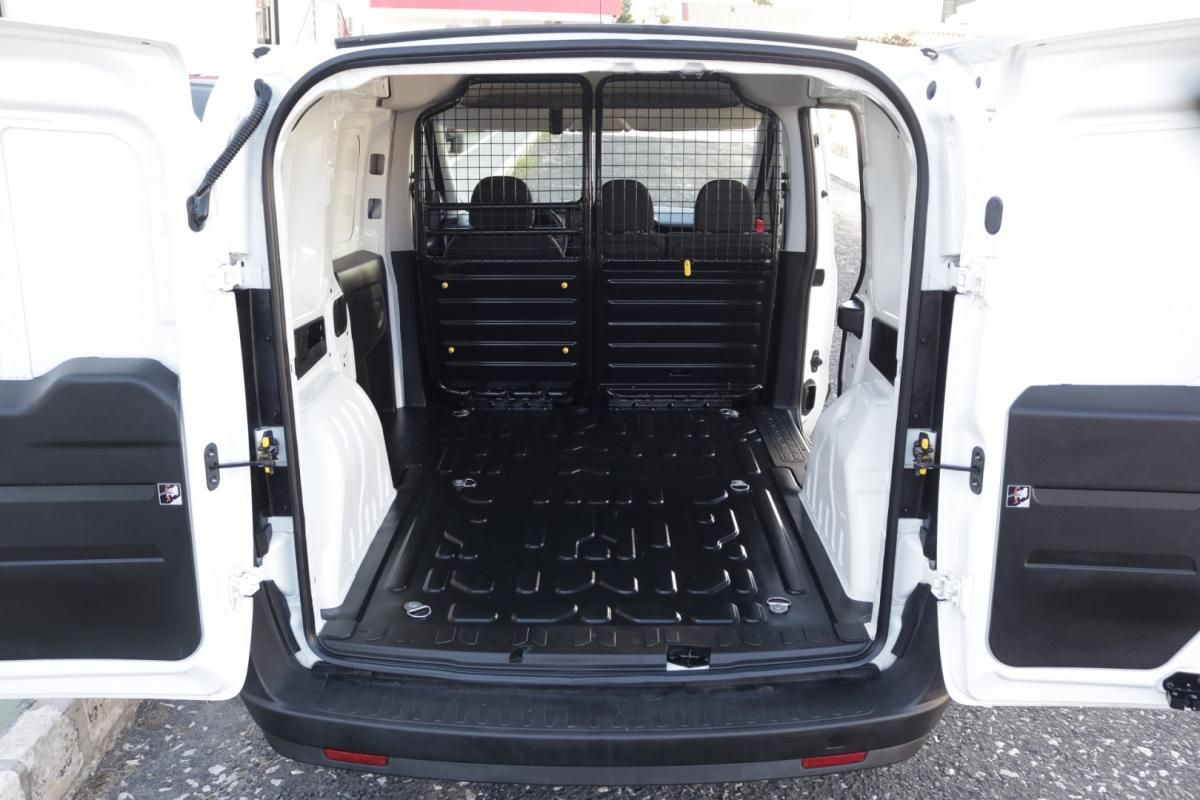 fiat-doblo-2023-diesel-1600cc