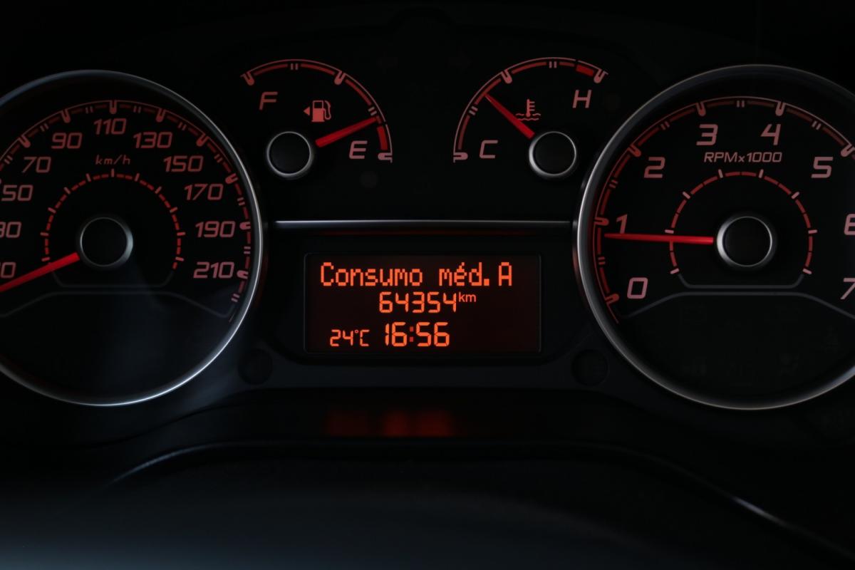 fiat-doblo-2023-diesel-1600cc