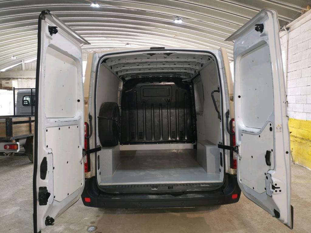 renault-master-2021-diesel-2300cc