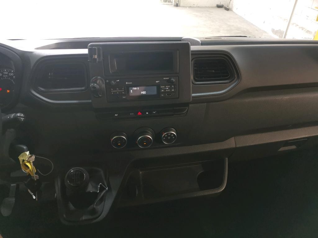 renault-master-2021-diesel-2300cc