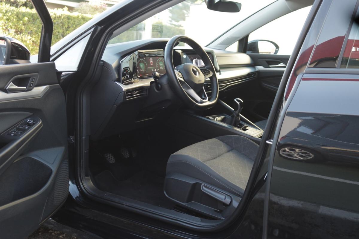 volkswagen-golf-2021-diesel-2000cc