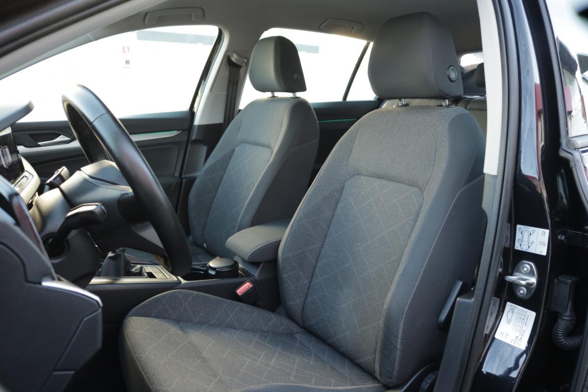 volkswagen-golf-2021-diesel-2000cc