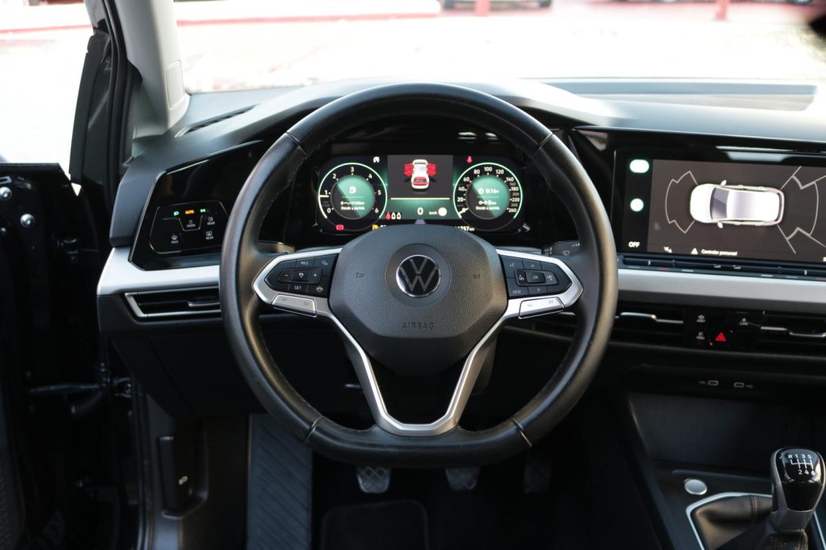 volkswagen-golf-2021-diesel-2000cc
