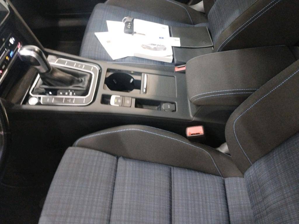 volkswagen-passat-variant-2022-hibrido-1400cc