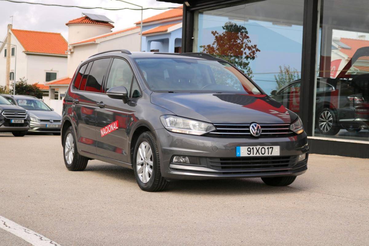 volkswagen-touran-2019-diesel-1600cc