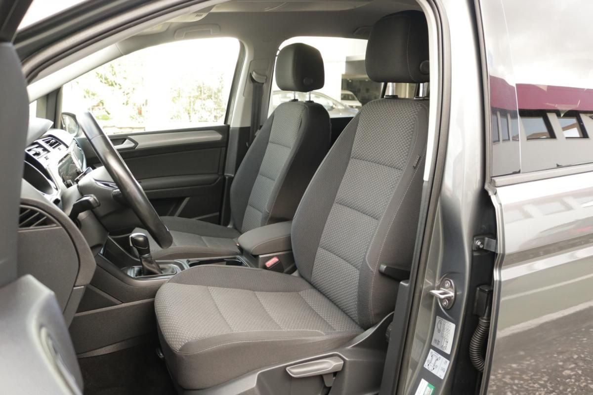 volkswagen-touran-2019-diesel-1600cc