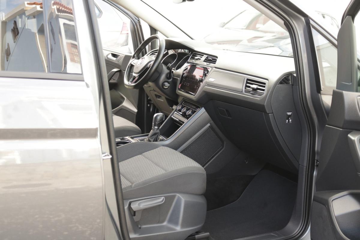 volkswagen-touran-2019-diesel-1600cc