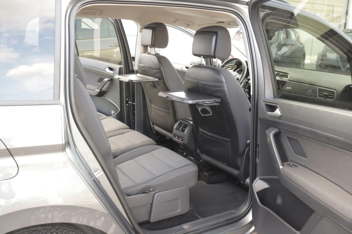 volkswagen-touran-2019-diesel-1600cc