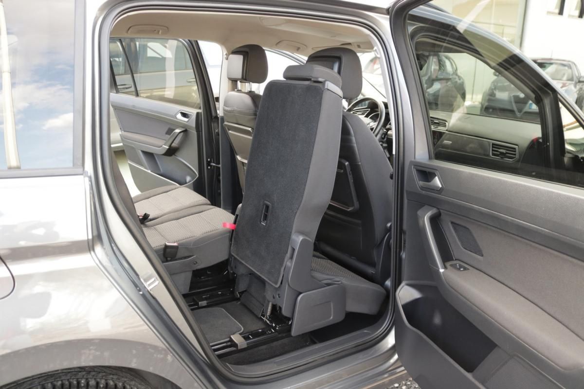volkswagen-touran-2019-diesel-1600cc