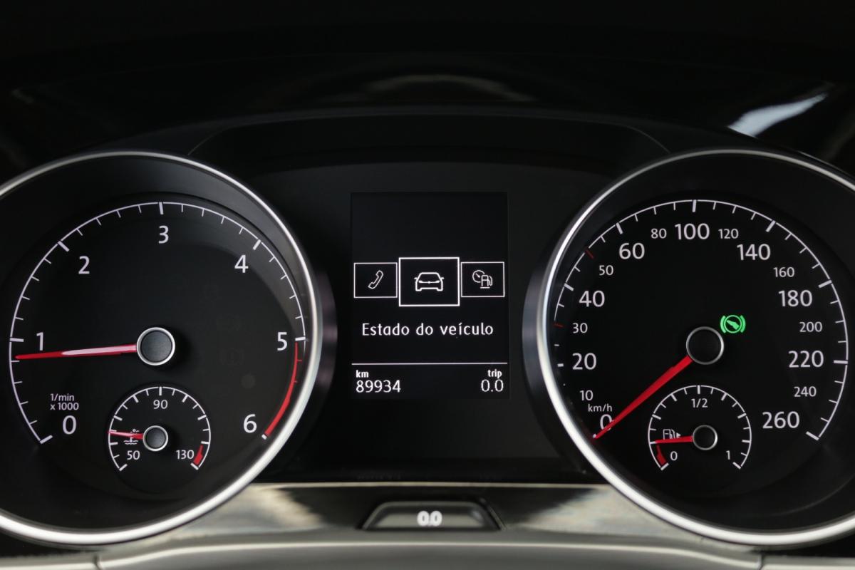 volkswagen-touran-2019-diesel-1600cc