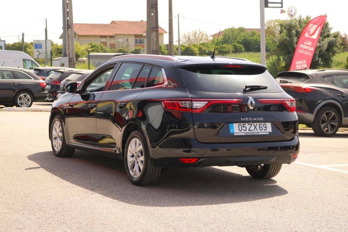 renault-megane-sport-tourer-2020-diesel-1500cc
