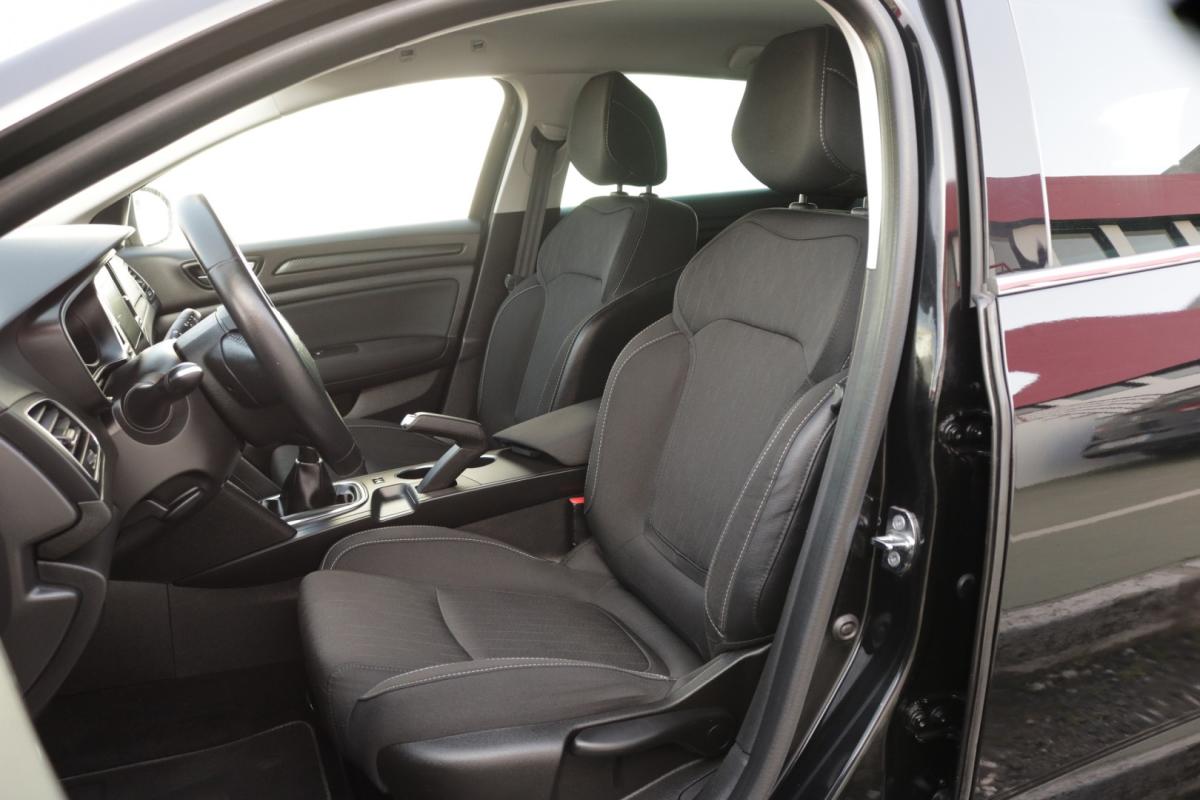 renault-megane-sport-tourer-2020-diesel-1500cc