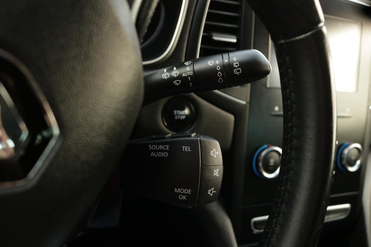 renault-megane-sport-tourer-2020-diesel-1500cc