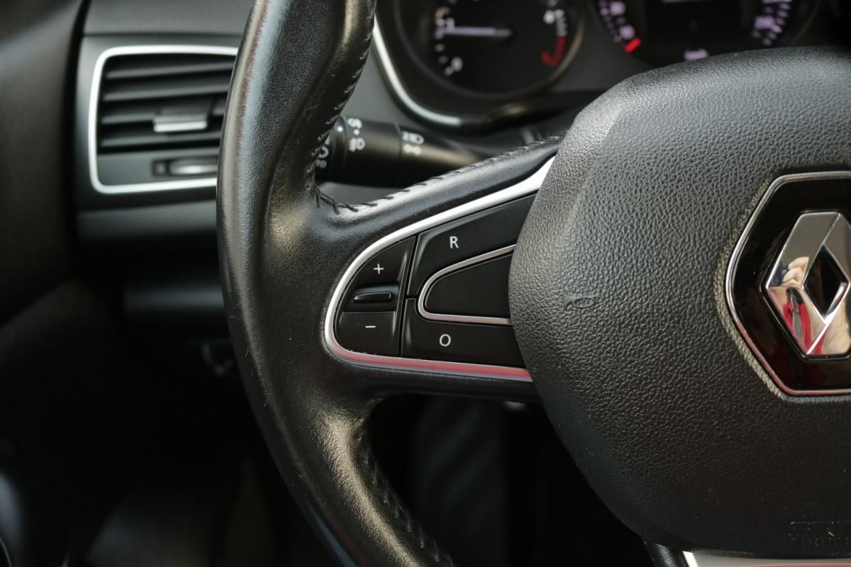 renault-megane-sport-tourer-2020-diesel-1500cc