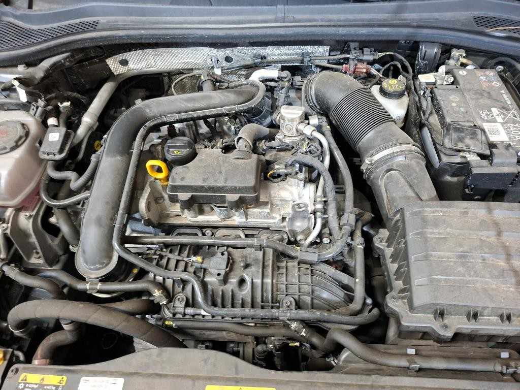 seat-leon-2024-gasolina-1000cc