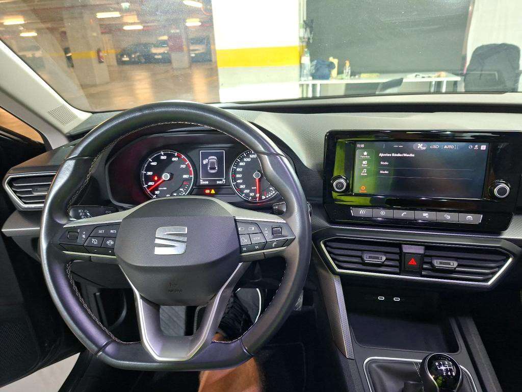 seat-leon-2024-gasolina-1000cc