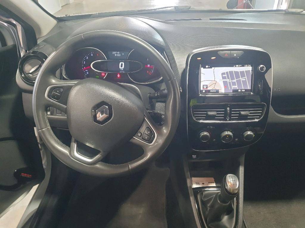 renault-clio-sport-tourer-2019-diesel-1500cc