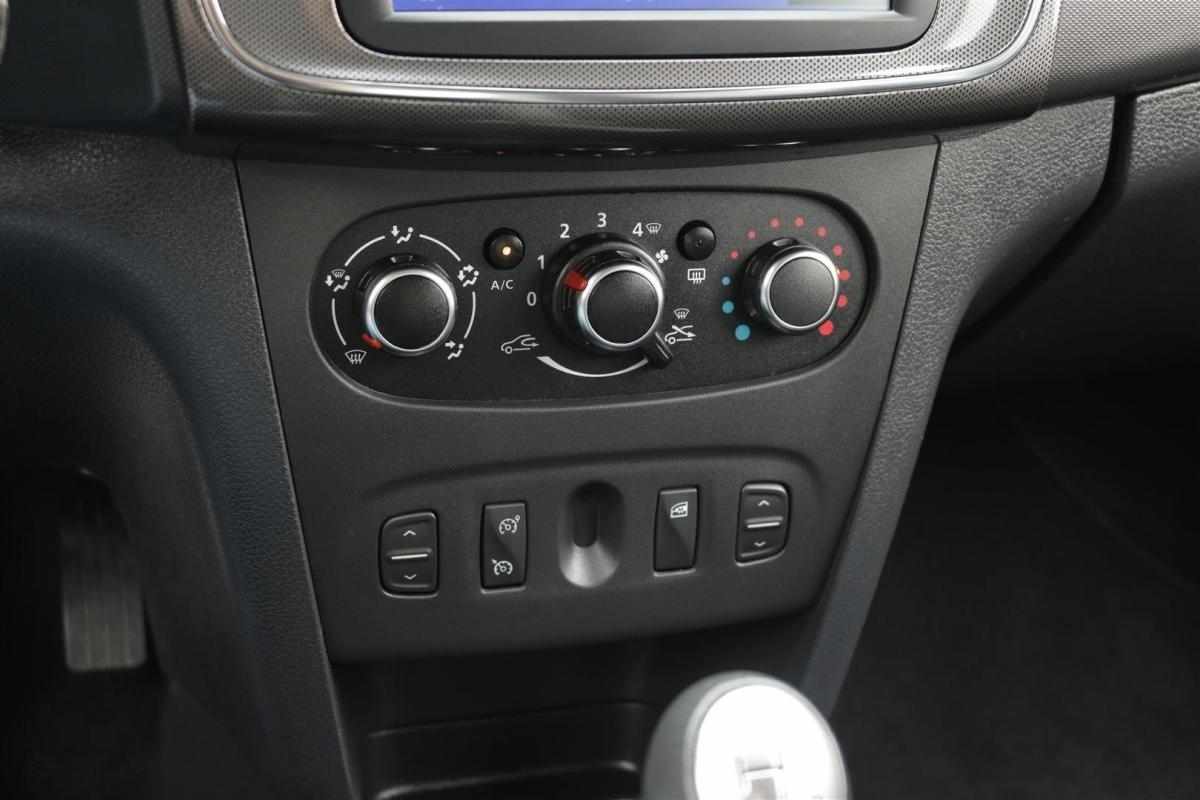 dacia-logan-mcv-2020-diesel-1500cc