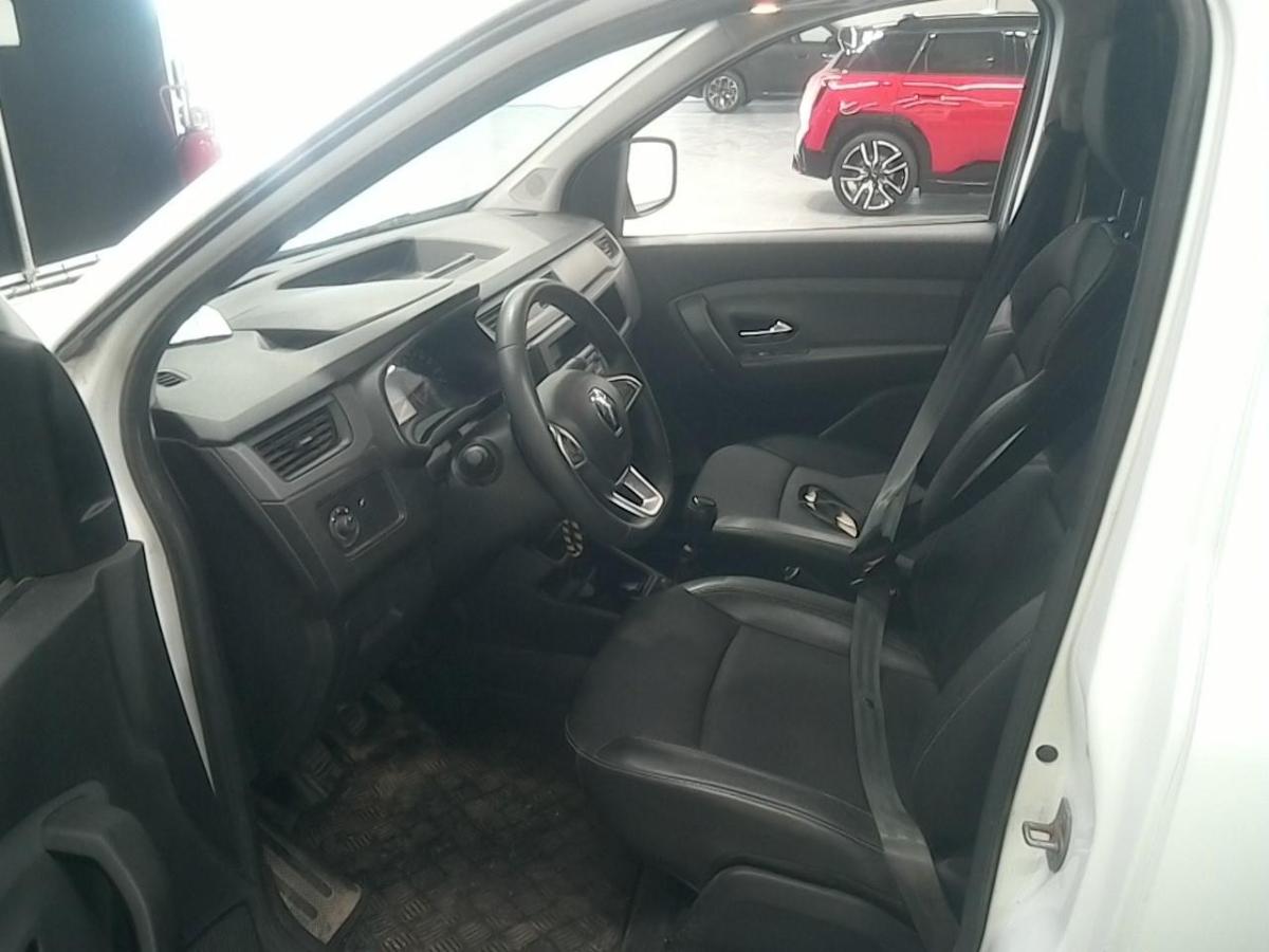 renault-kangoo-2023-diesel-1500cc