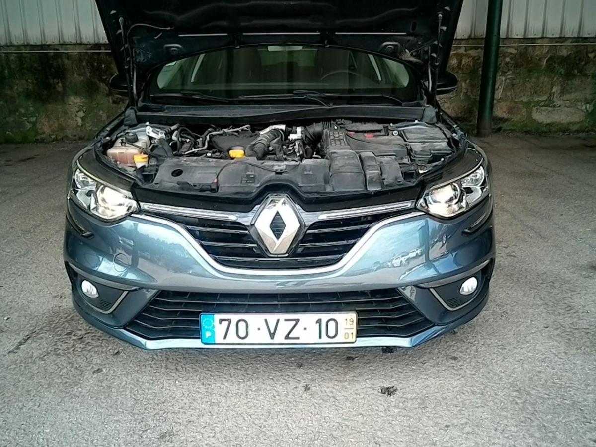 renault-megane-sport-tourer-2019-diesel-1500cc