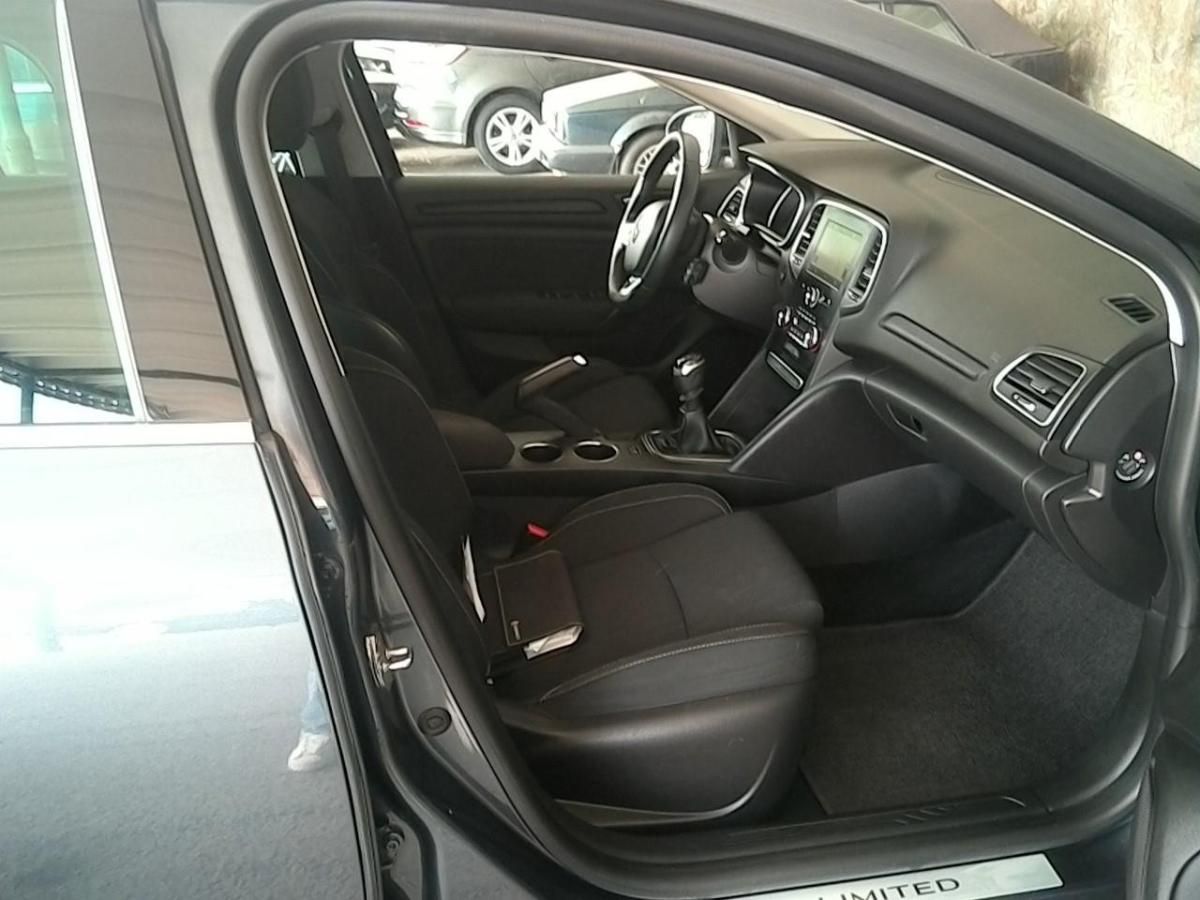 renault-megane-sport-tourer-2019-diesel-1500cc