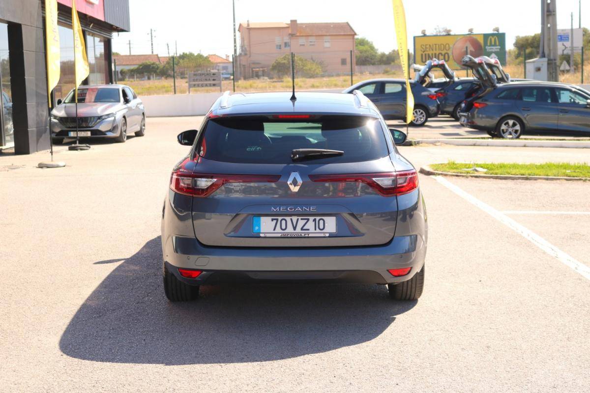 renault-megane-sport-tourer-2019-diesel-1500cc