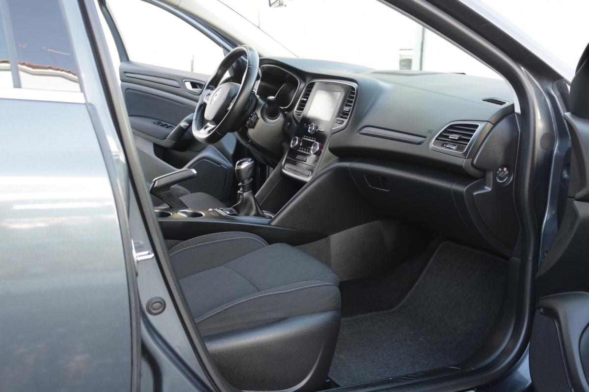 renault-megane-sport-tourer-2019-diesel-1500cc