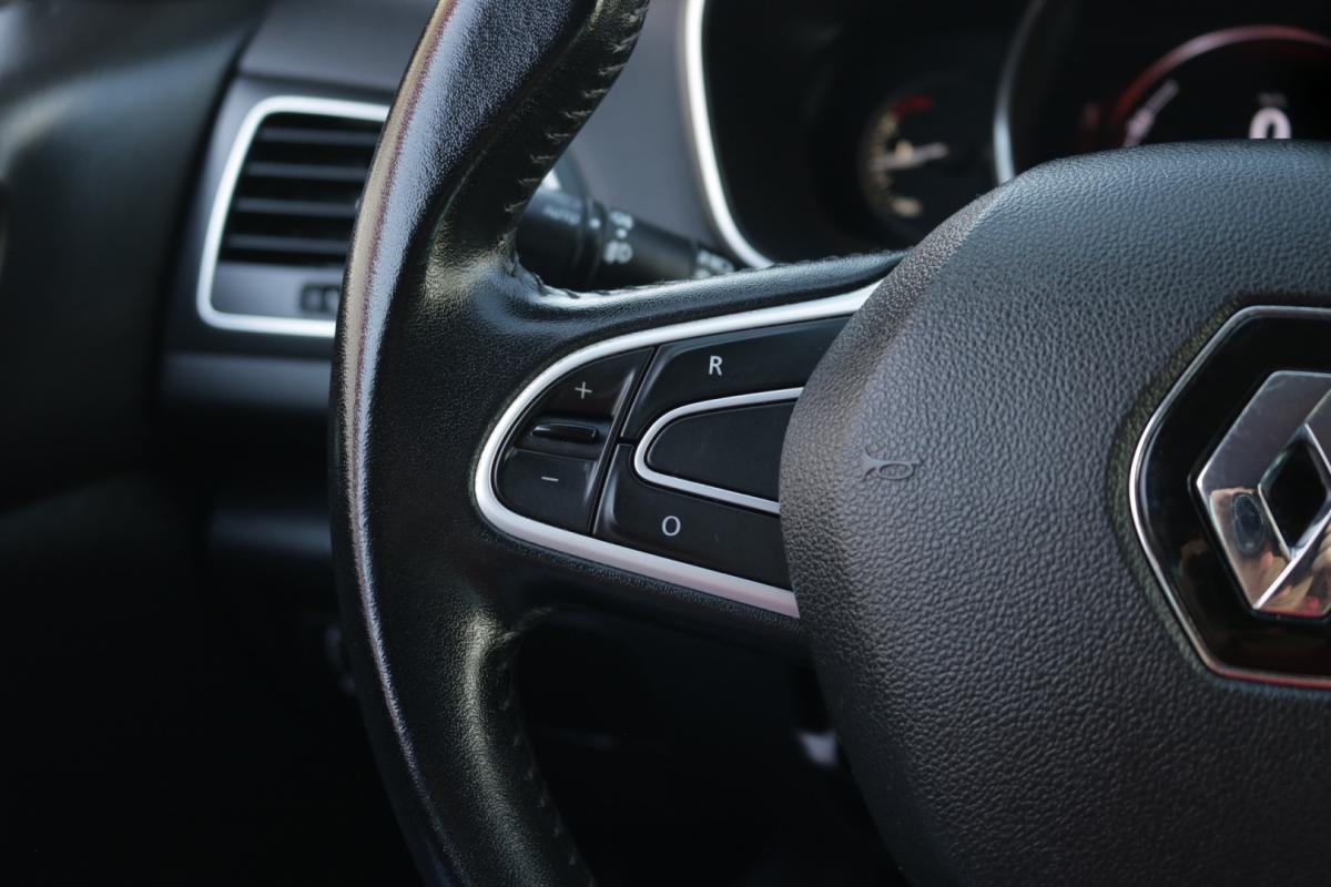 renault-megane-sport-tourer-2019-diesel-1500cc