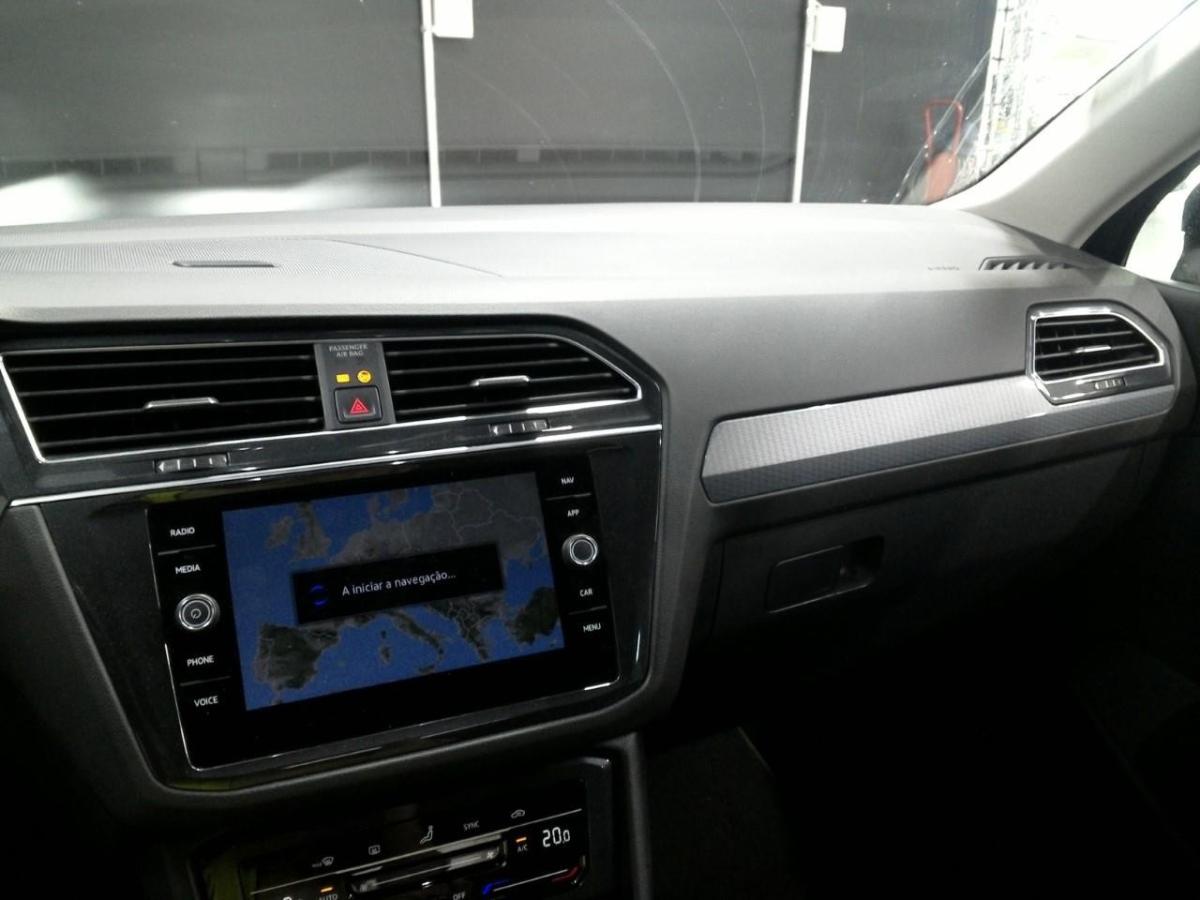 volkswagen-tiguan-2022-diesel-2000cc