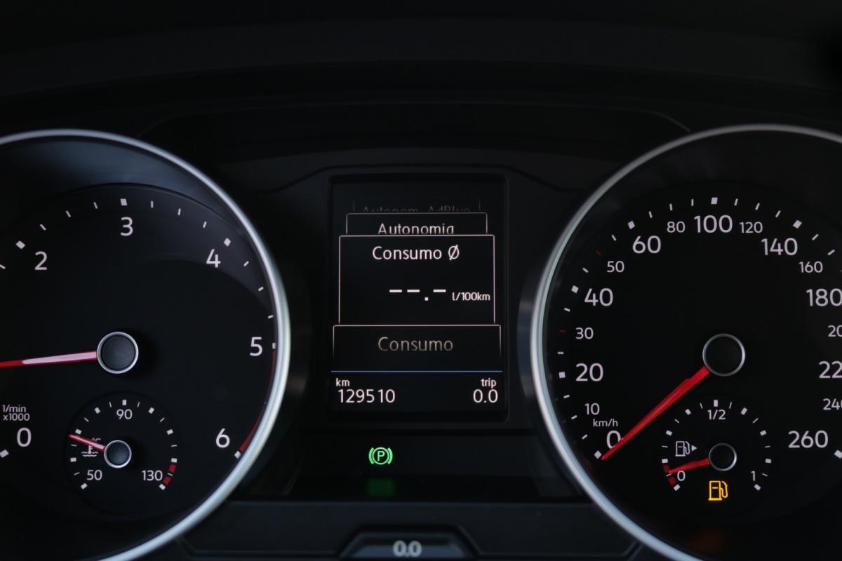 volkswagen-tiguan-2022-diesel-2000cc