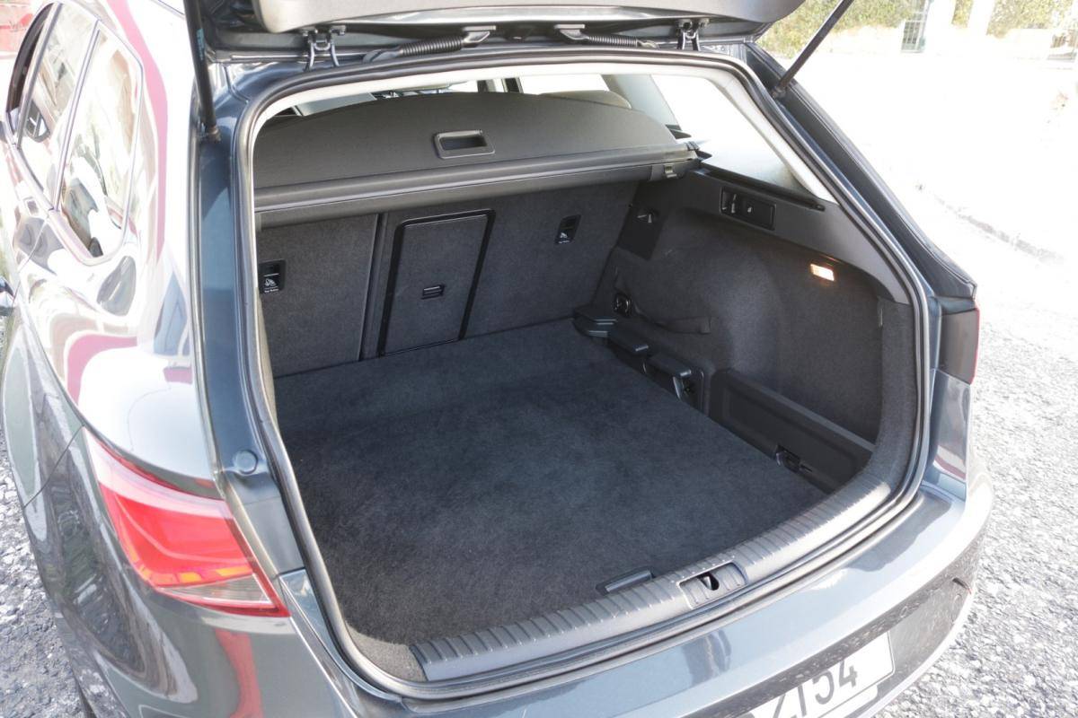 seat-leon-st-2019-diesel-1600cc