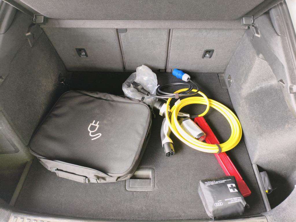 audi-q3-2022-hibrido-1400cc